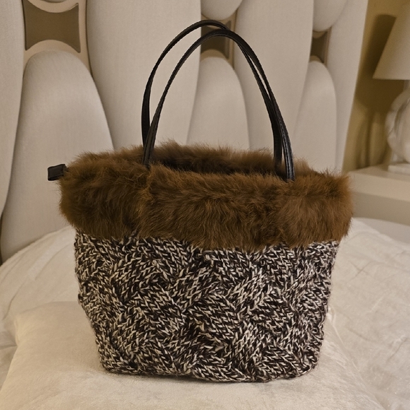 White and Brown Purse with Plush Fur Trim - Picture 1 of 10